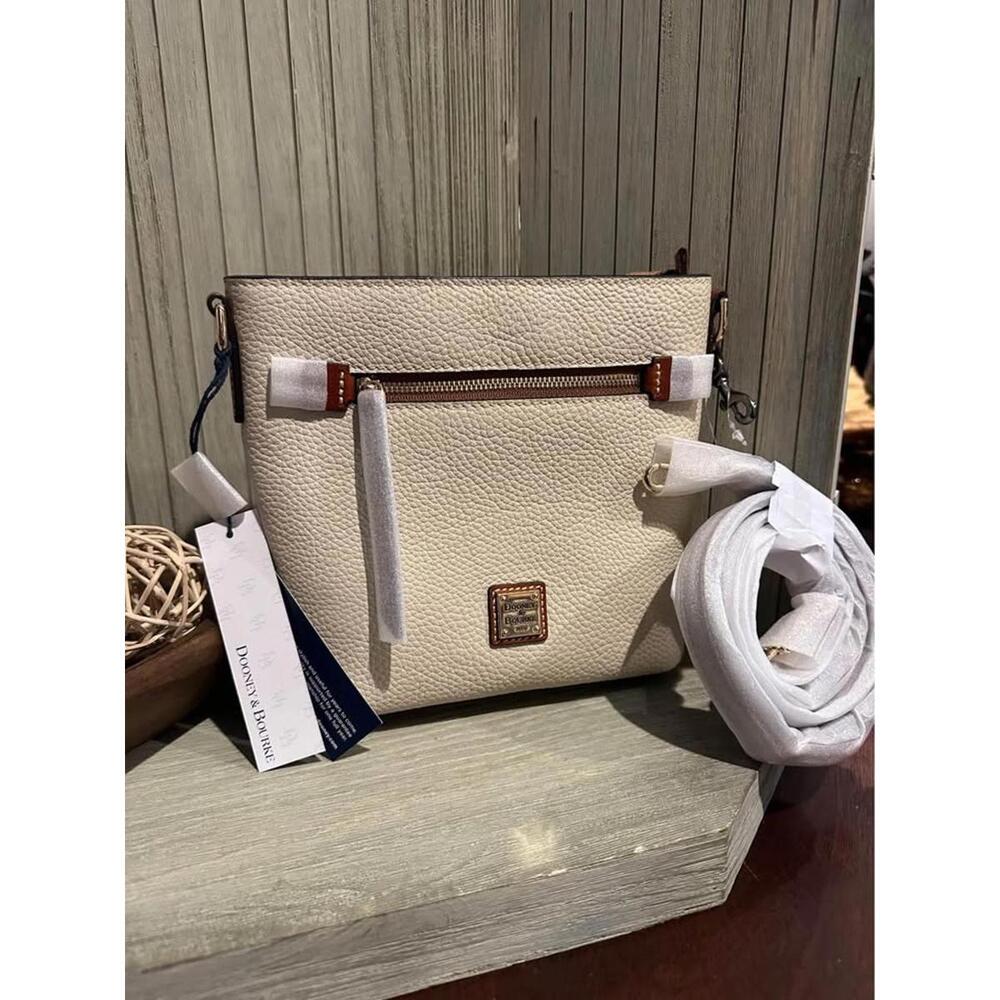 Pebble Grain Leather Small Zip Crossbody Purse Bag by Dooney & Bourke NEW!!!